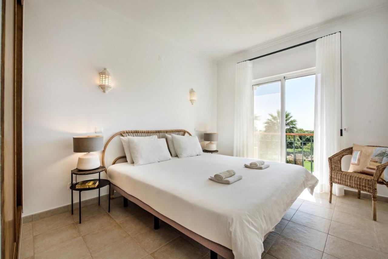 Beautiful Two Bedroom Apartment With Roof Terrace Carvoeiro  Exterior foto